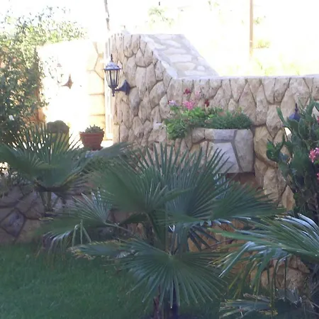Ana Apartment *